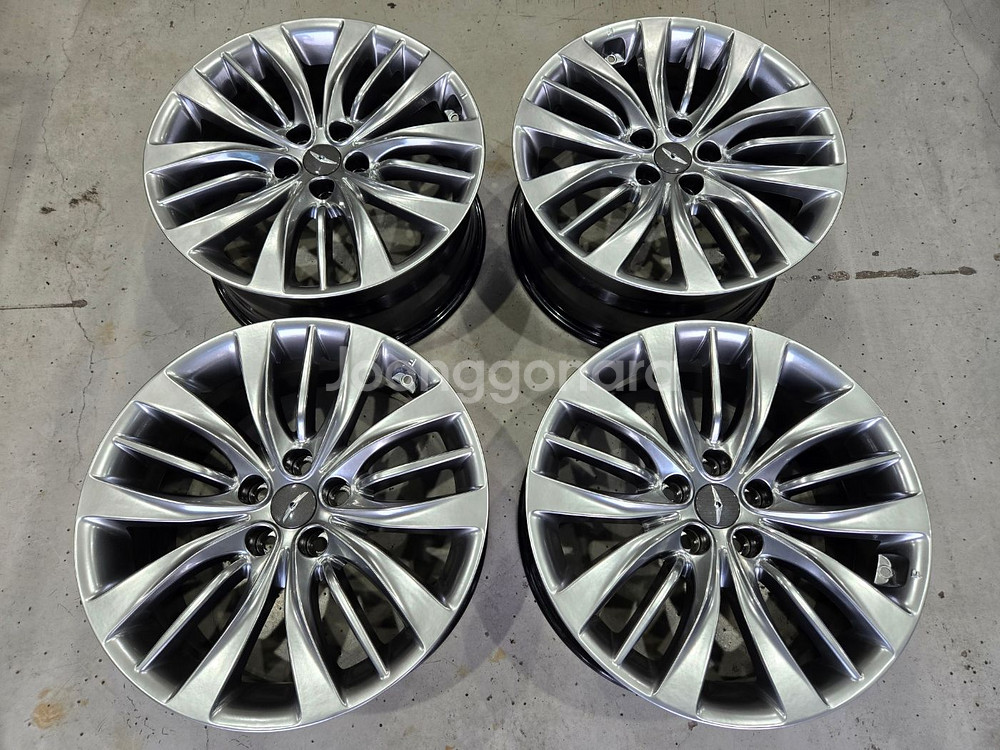 (판매) 제네시스dh,g80 19인치 휠한대분 판매합니다--0