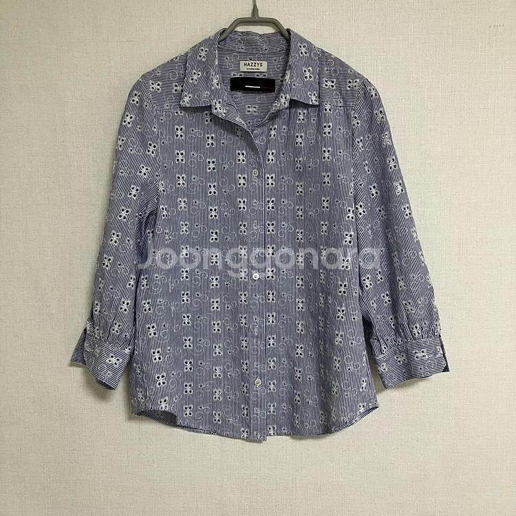 헤지스 스트라이프 아일렛 펀칭 블라우스--0