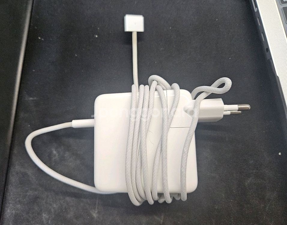 맥북 m2pro 16gb 1tb 14인치 실버 판매합니다ㅎ--5