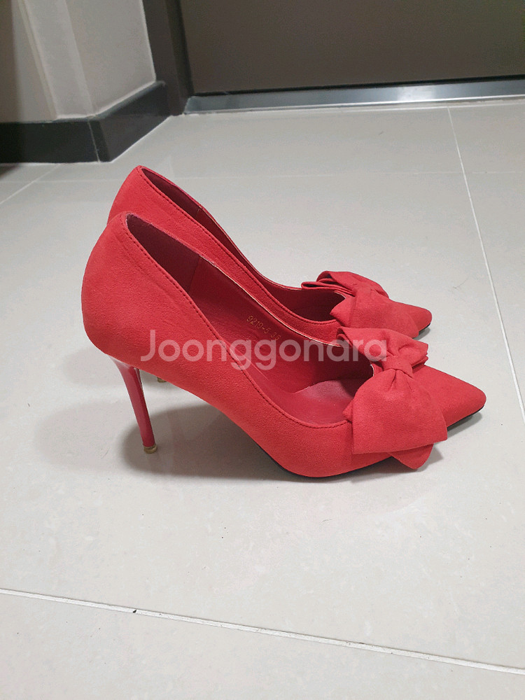 지니미 리본 포인티 펌프스--1