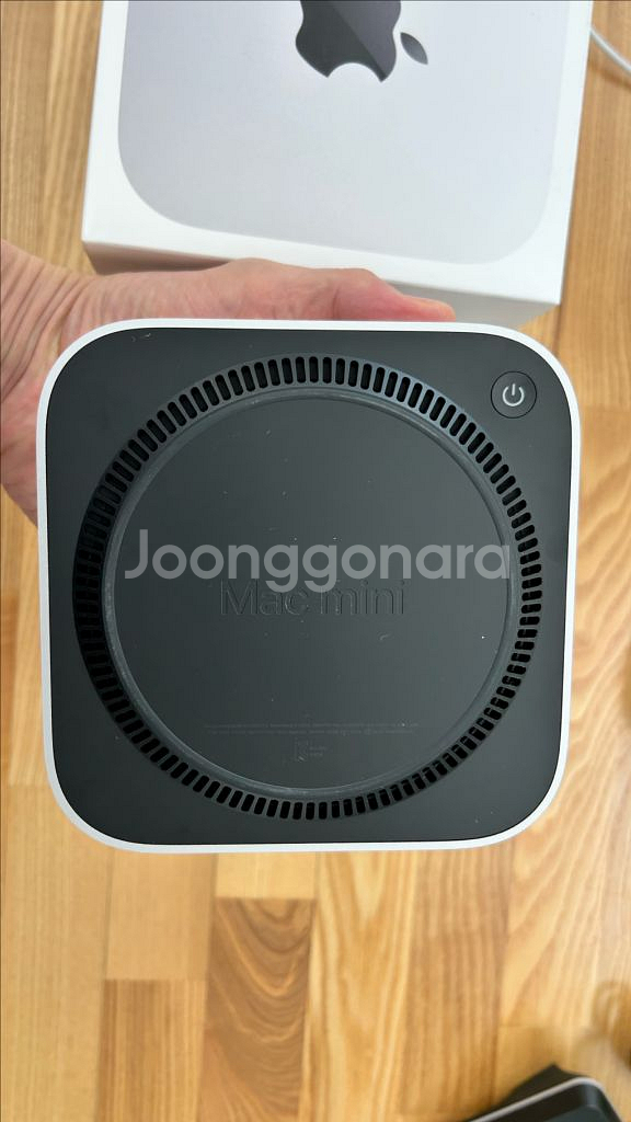 맥 미니 M4 기본형 판매합니다.--1