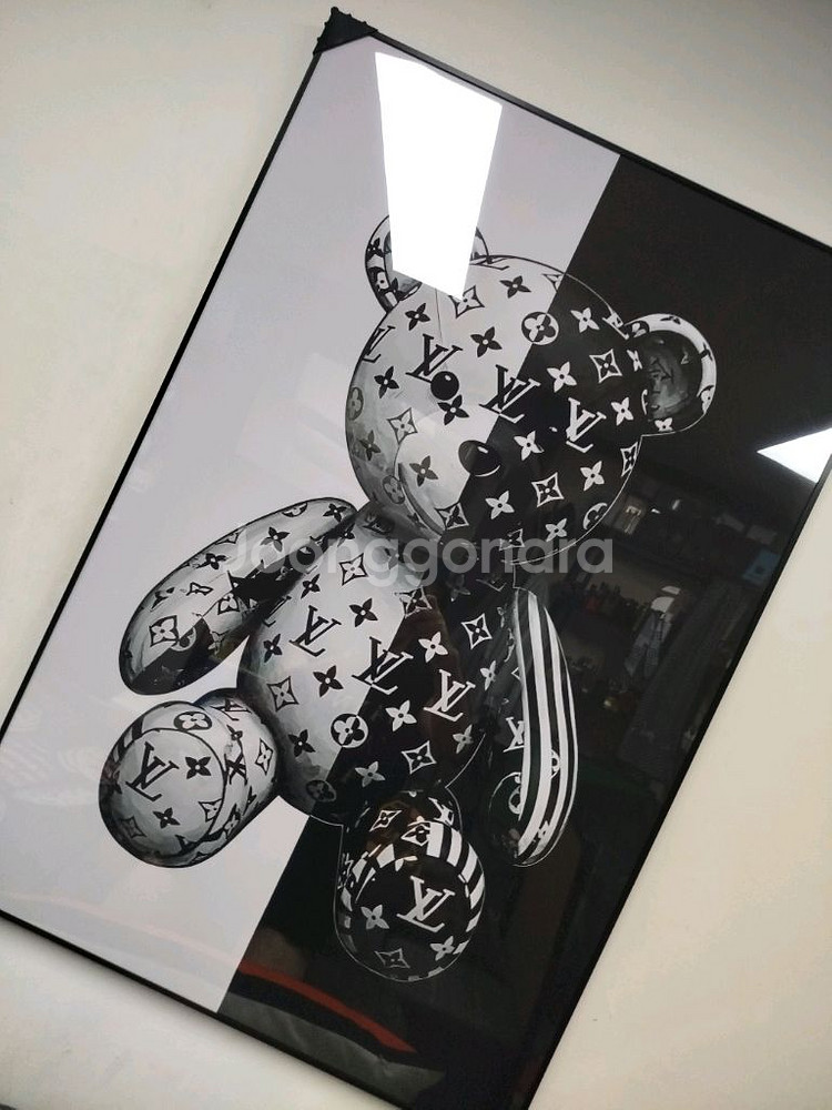 루이비통 베어브릭 피규어 카우스 대형 그림 액자 명품그림 명품액자 인테리어소품 인테리어액자 곰그림--1