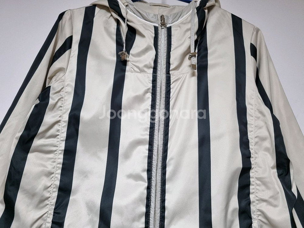 S Max Mara 리버시블 후드바람막이--6