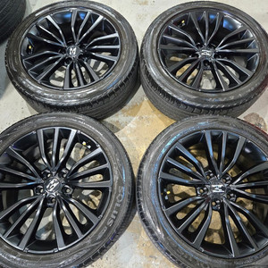 (판매) 스팅어 무광 18인치 휠타이어 판매합니다