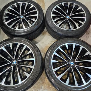 (판매) g30 bmw5시리즈 럭셔리 18인치 휠타이어 판매합니다