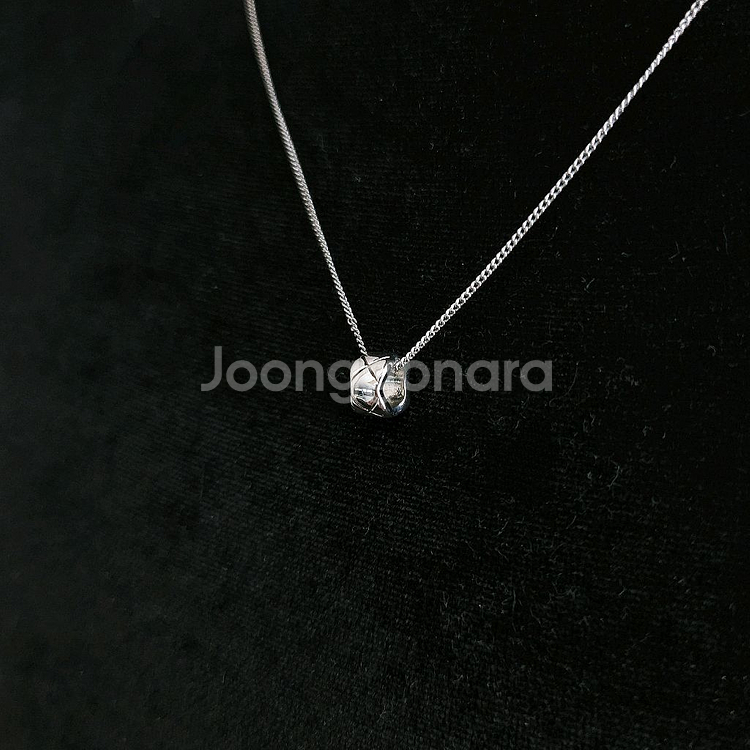 새상품,선물박스포장 샤네ㄹ 코코 실버 화이트 목걸이/귀걸이 반지 팔찌 진주 14k 18k 스와로브스키 반클리프 디올--0