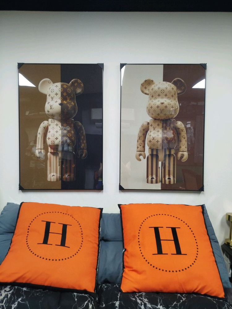 루이비통 베어브릭 피규어 카우스 대형 그림 액자 명품그림 명품액자 인테리어소품 인테리어액자 곰그림--2