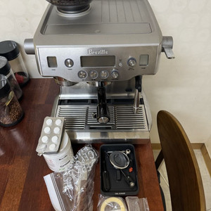 브레빌 BES980 에스프레소 커피머신