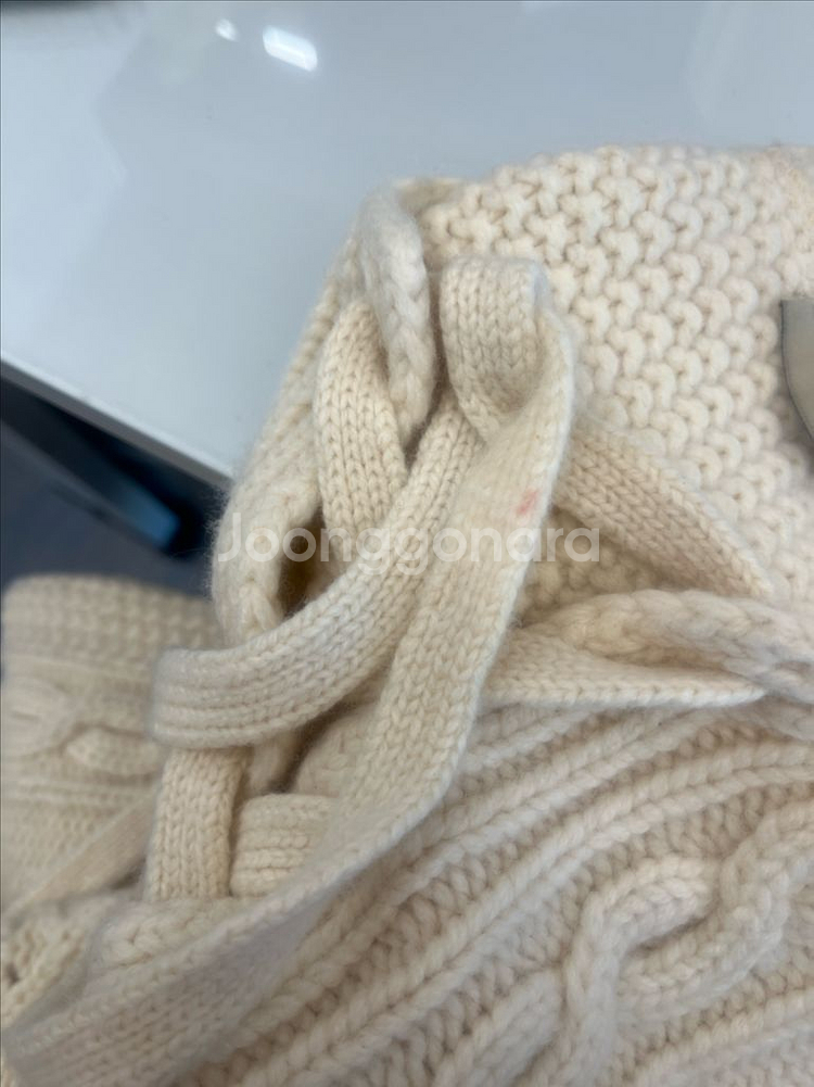 호와스 아일렛 니트 eyelet knit 크림--2