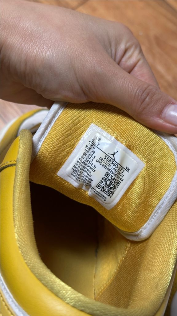 (GS) 조던 1 로우 폴른 (245) 이미지