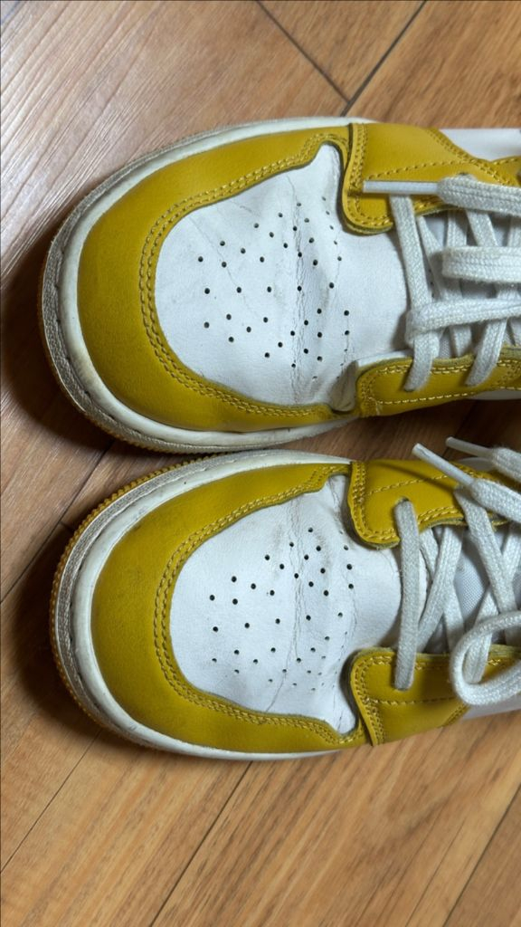 (GS) 조던 1 로우 폴른 (245) 이미지