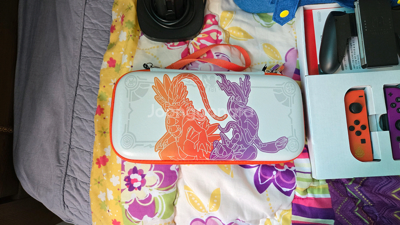 닌텐도 스위치 OLED 스칼렛 바이올렛 에디션--3