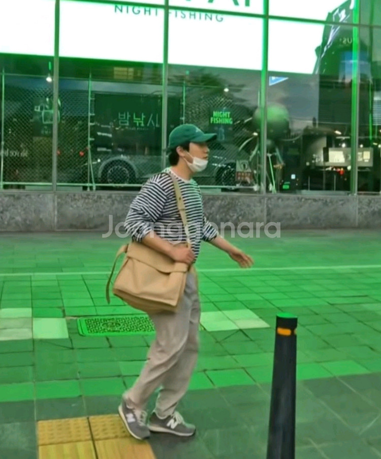 버버리 트렌치백 토트백 크로스백 미디움 M 라지 올리브--7