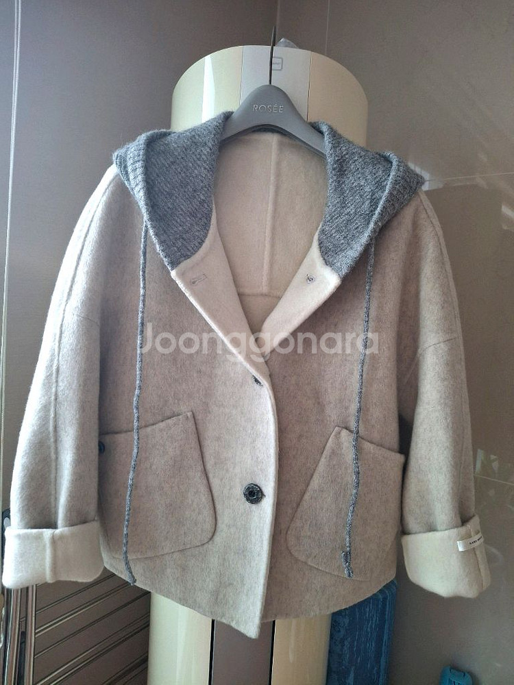 [새옷] 니트후드가 달린 귀여운 숏 울코트--0