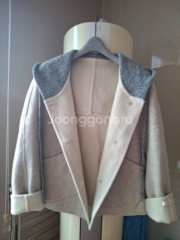 [새옷] 니트후드가 달린 귀여운 숏 울코트--1