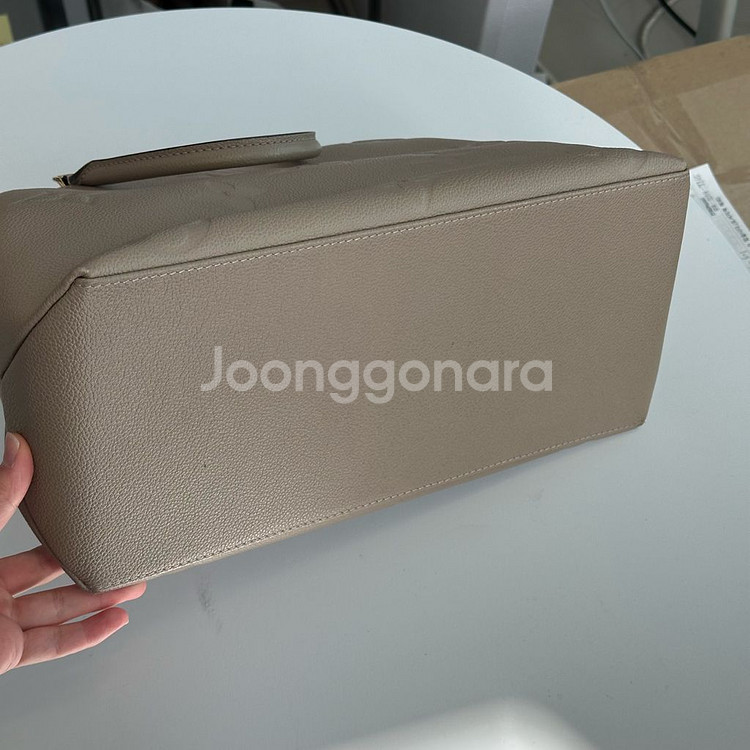 루이비통 그랑팔레 MM 앙프렝뜨 토트백--2