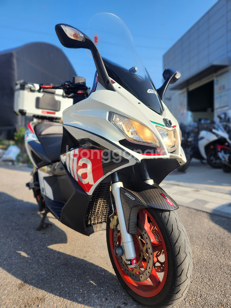 아프릴리아 srv850 16년 2만 아크라 구변완료--0