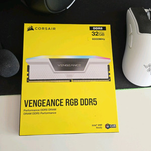미개봉) 커세어 튜닝램 화이트 led ddr5 32gb(16*2) 6000hz