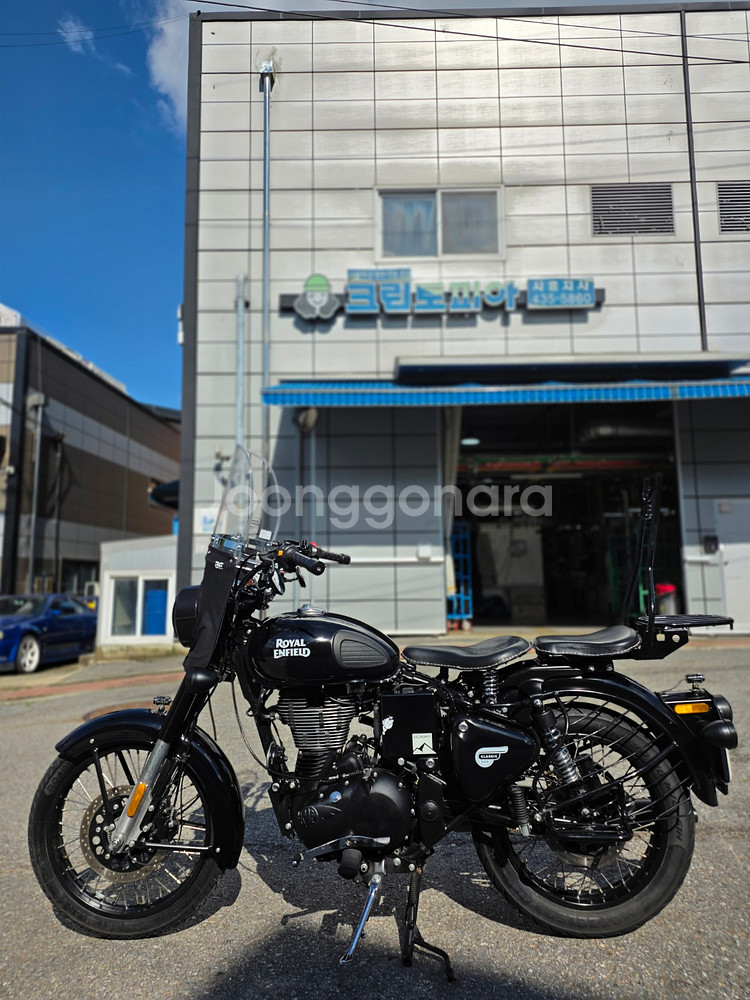 로얄엔필드 클래식500 19년 2만 깔끔한 블랙차량--6