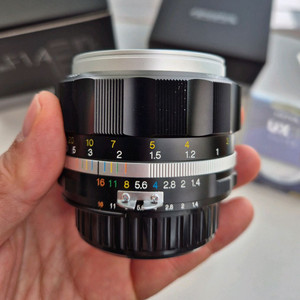 보이그랜더 NOKTON 58mm f1.4 니콘용 새제품