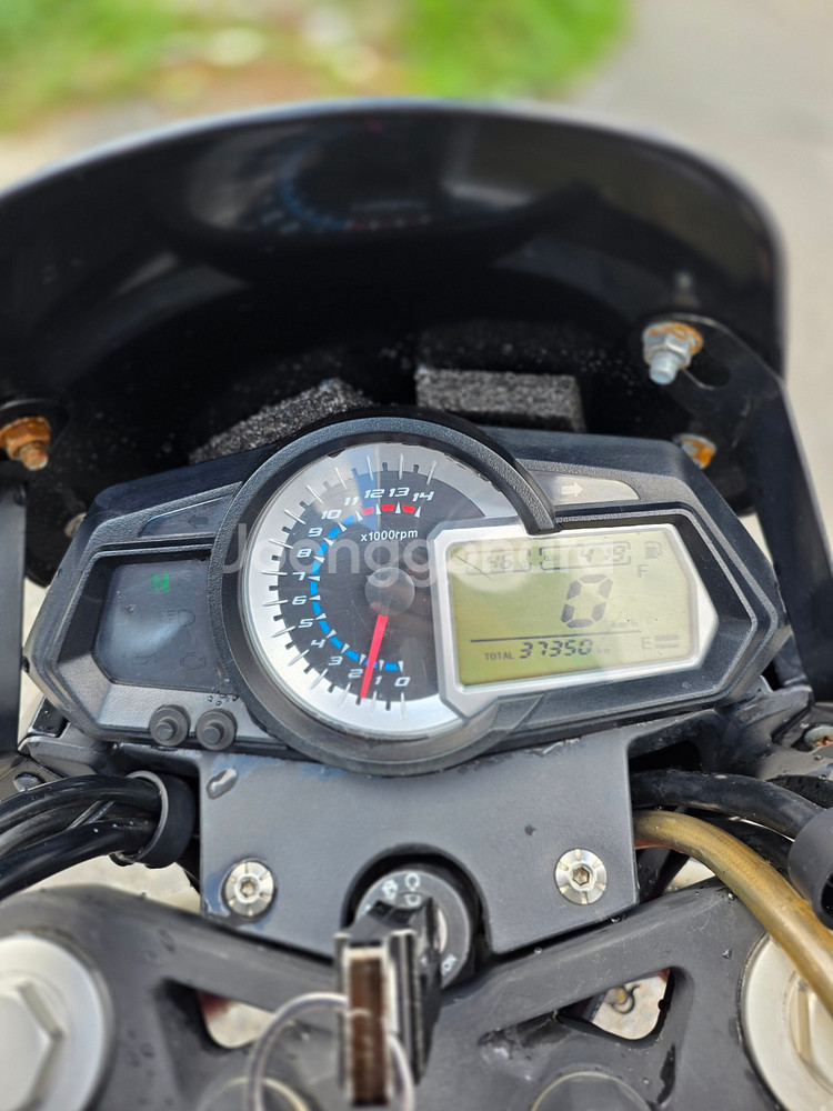 베넬리 tnt300 17년 3만 아크라 구변완료 최저가 판매합니다--9