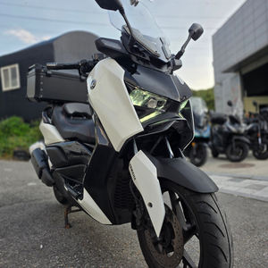 야마하 xmax300 24년식 4만 화이트색상 셋팅완료 최저가 판매합니다