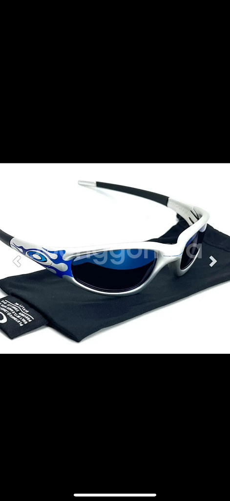 쿄카 오클리 선글라스(1999 오클리 선글라스 한정판 뉴스트레이트자켓)--0