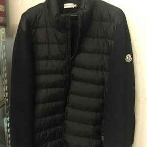 몽클레어 니트패딩