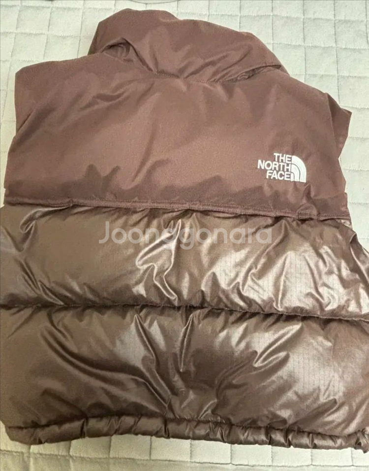 노스페이스 화이트 라벨 눕시 다운 베스트 브라운--1