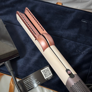 다이슨 에어스트레이트 스트레이트너 (세라믹핑크/로즈골드)+트래블파우치 저렴하게 팝니다!