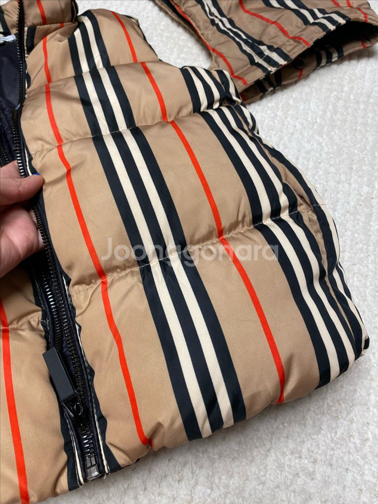 버버리 키즈 패딩베스트--7