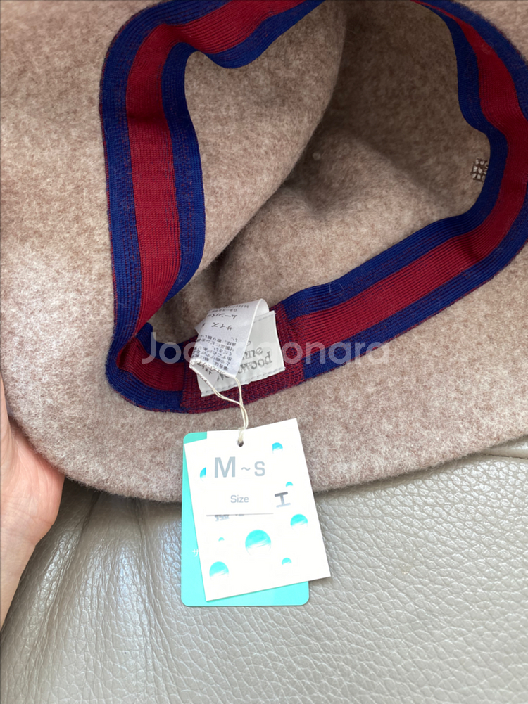 비비안웨스트우드 버킷햇 모카브라운--1