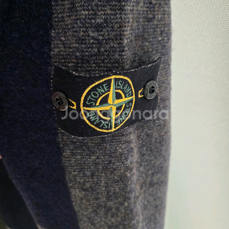 스톤아일랜드 니트 스웨터 110사이즈--2