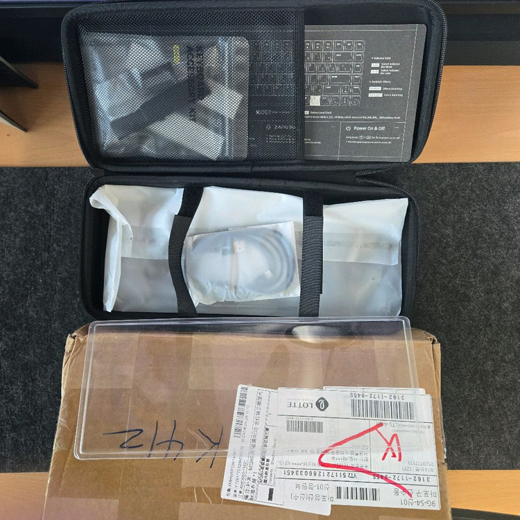 아이큐닉스 mq80 로우프로파일 무선 풀알루미늄 기계식 키보드--1