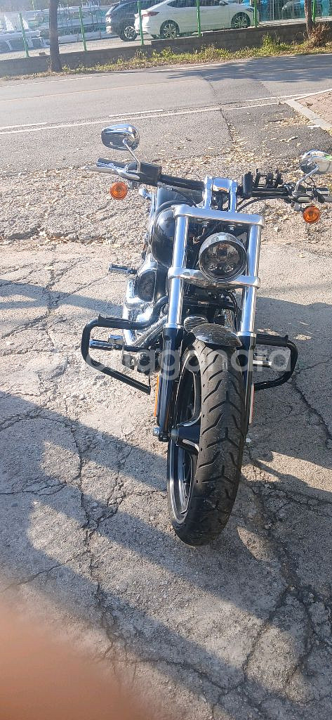 2016년식 4000키로 할리 브레이크 아웃 4000키로 무사고--1