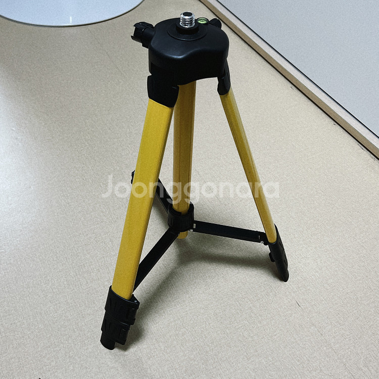 알루미늄 합금 삼각대 1.2m / 거의 새것--2