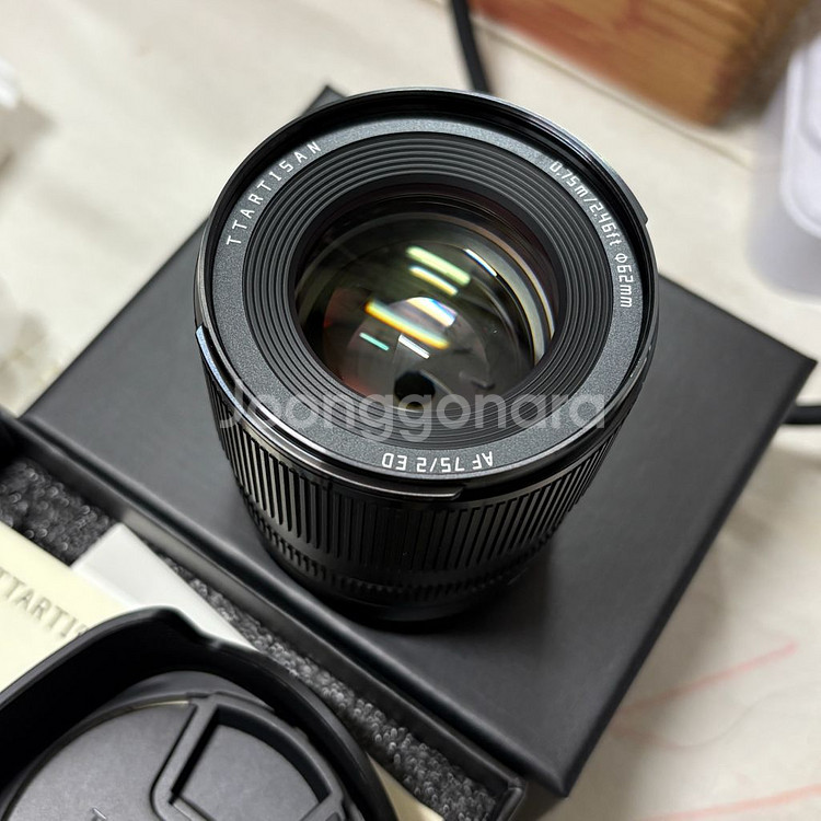 티티아티산 AF 75mm F2 후지 X마운트--2