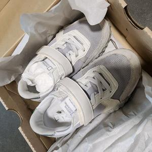 내셔널지오그래픽 키즈 운동화 210