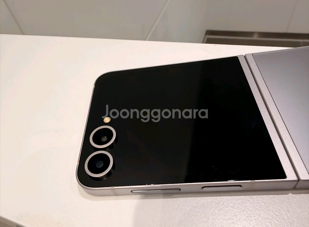 갤럭시 Z 플립6 256GB (급처)--1