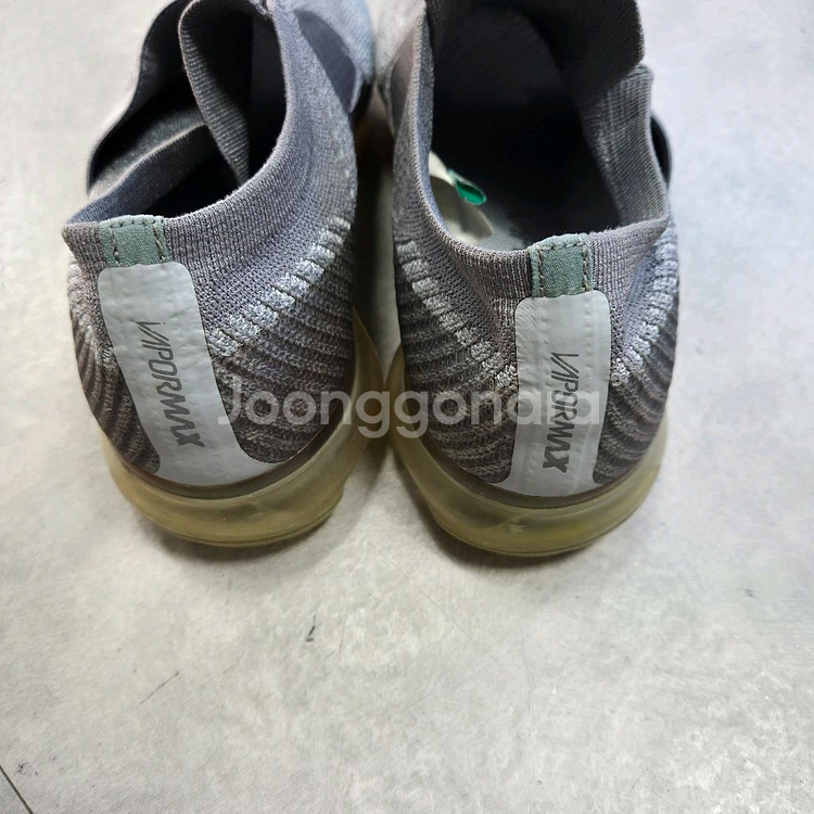 나이키 베이퍼 맥스 목 그레이 슬립온 245--6