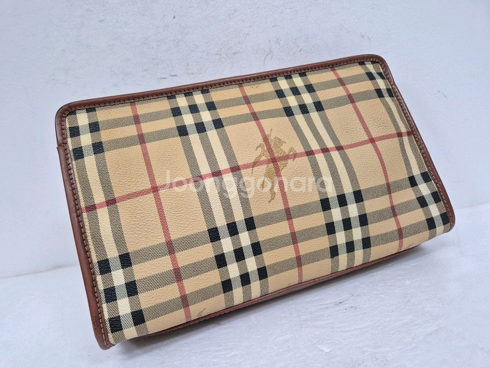 버버리 클래식 클러치백--2