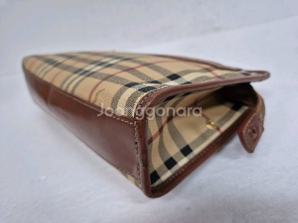 버버리 클래식 클러치백--4