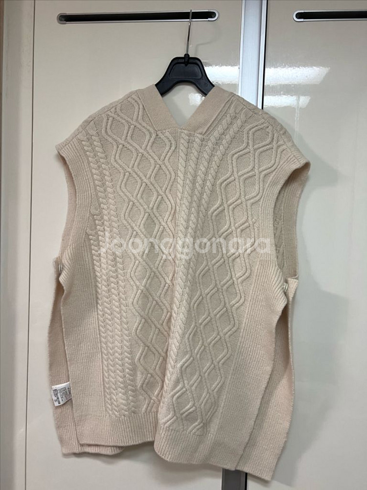 21년 빈폴레이디스 울 캐시미어 투웨이 니트 베스트 조끼 꽈배기 브이넥 가디건--3