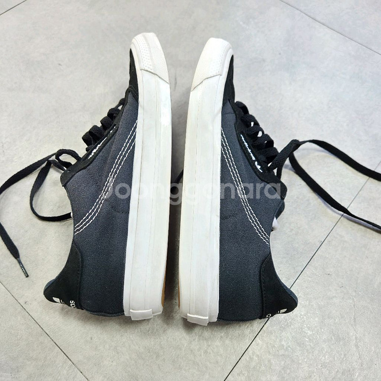 아디다스 페니로우 스니커즈--1