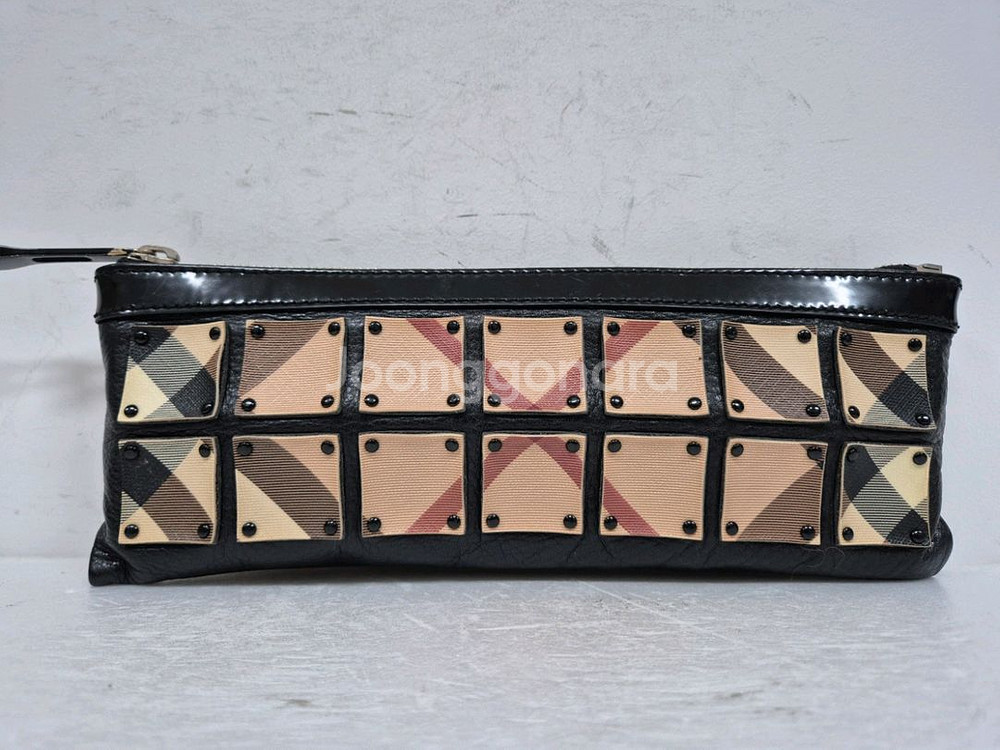 버버리 클러치백--0