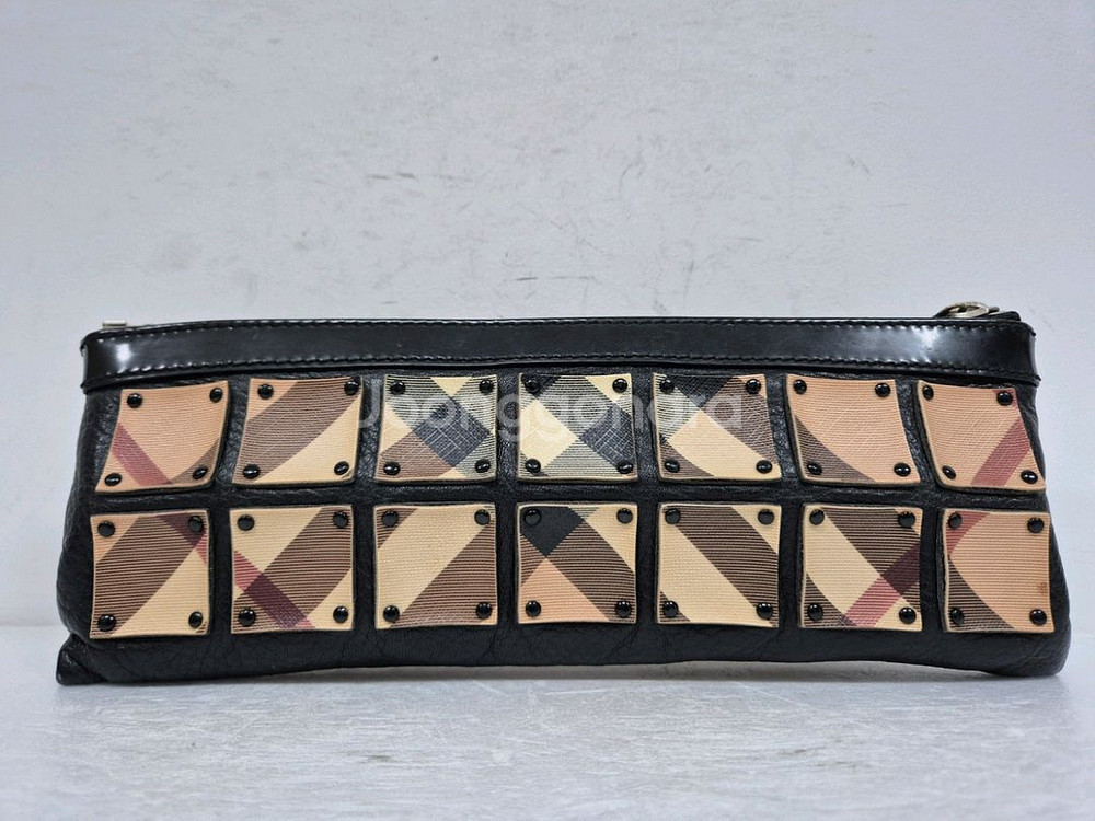 버버리 클러치백--2