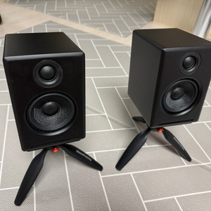 오디오엔진 A2+ Wireless 블랙 판매 (멘프로토 삼각대 포함)