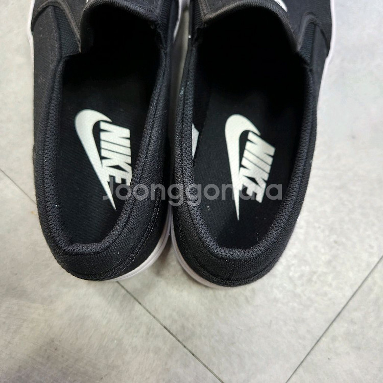 나이키 토키 슬립온 240--5