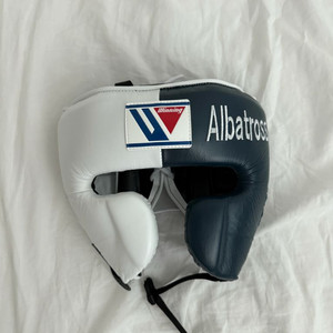 위닝 헤드기어 M사이즈 새상품