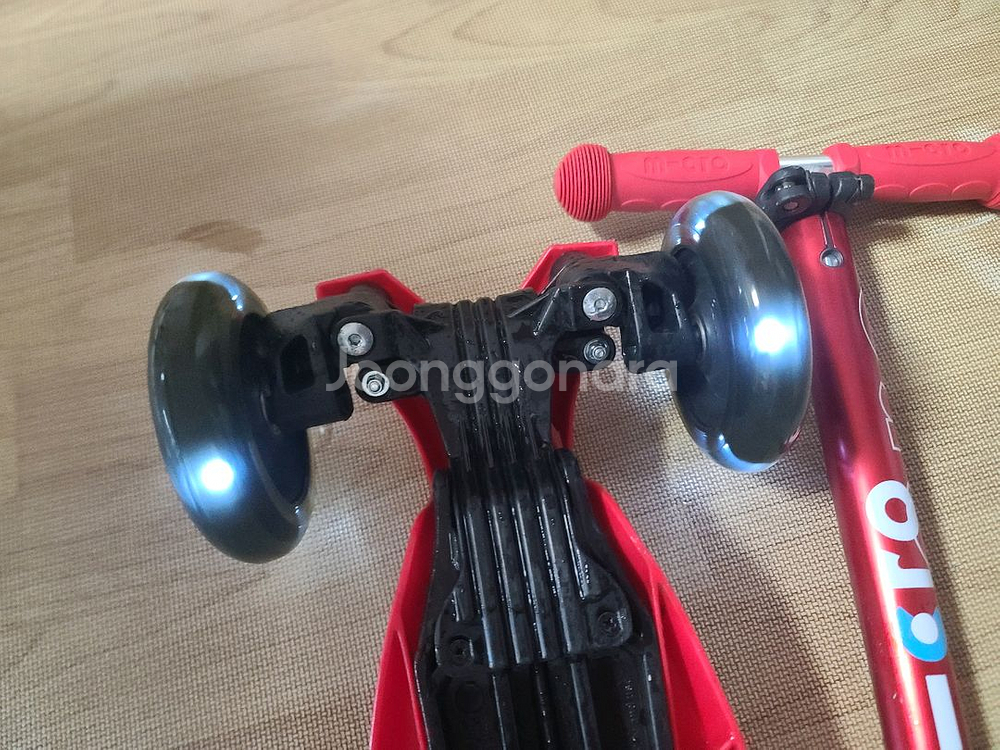 마이크로 맥시 디럭스 led 킥보드 레드--2